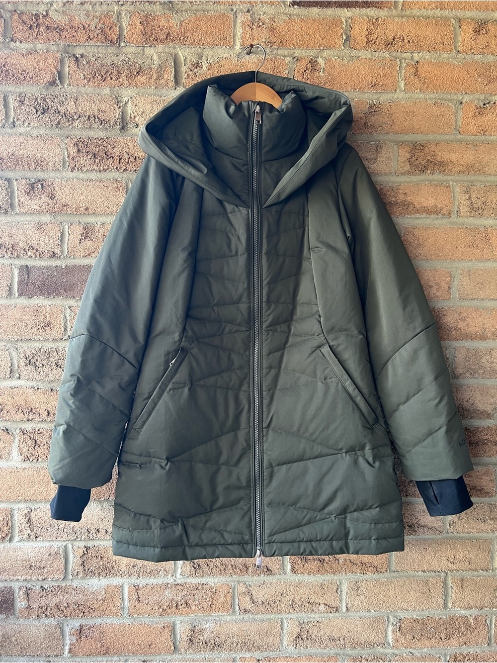 LOLË Women’s Duck Down Hooded Quilted Winter Puffer Parka Coat Small